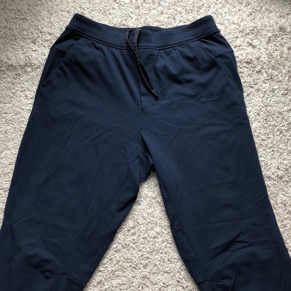 Lululemon navy blue tapered joggers